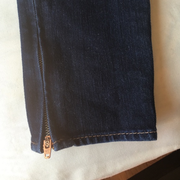 Authentic True Religion Jeans size 24 - Picture 3 of 4