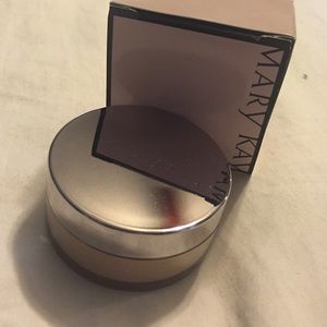 Mary Kay Mineral Powder Foundation