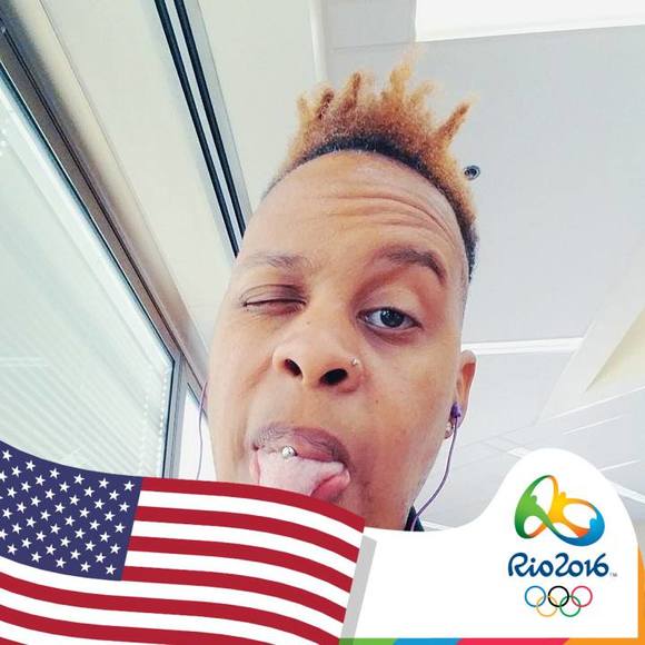 Meet your Posher, Joi - Picture 1 of 1