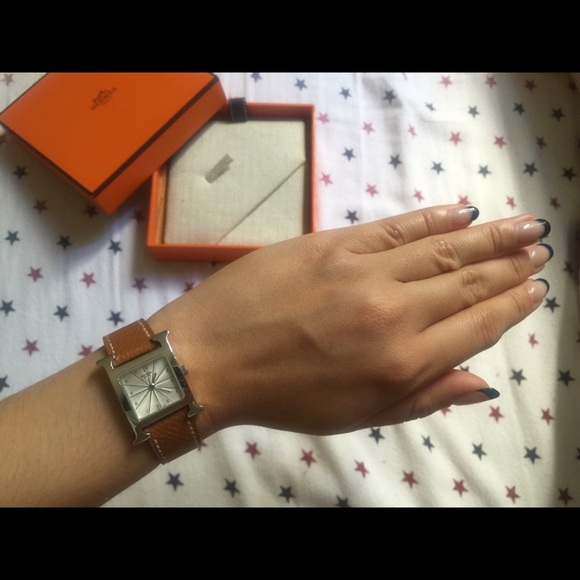 Hermes watch H Heure PM (lady size) 99% condition - Picture 4 of 4