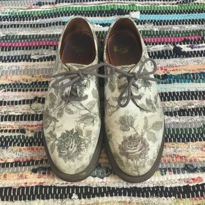 Dr Martens White Floral Shoes