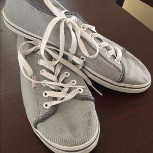 Gray Gingham Patterned Lace Up Vans