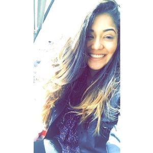 Meet your Posher, Daniela