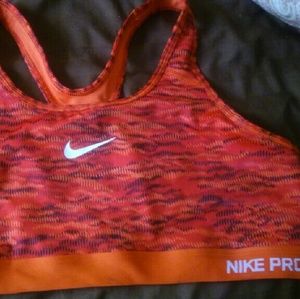 Nike Pro Sportsbra