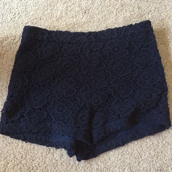 Navy floral shorts