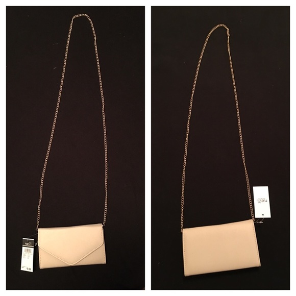 Sold!!! NWT clutch purse