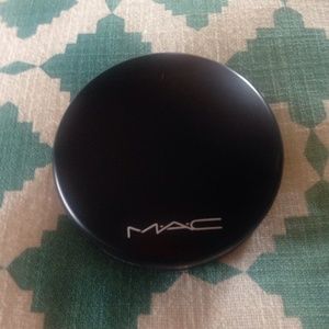 Mac skin finish powder