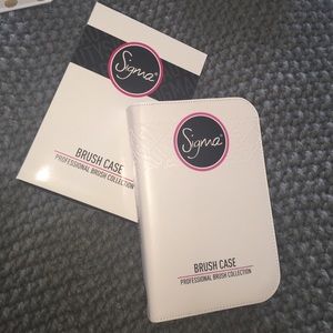 Sigma Beauty White Brush Case NEW IN BOX