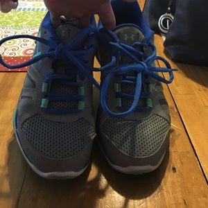 Under Armour shoes... Only wore a few times !!