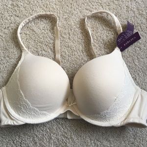 NWT Cacique cotton boost plunge bra!