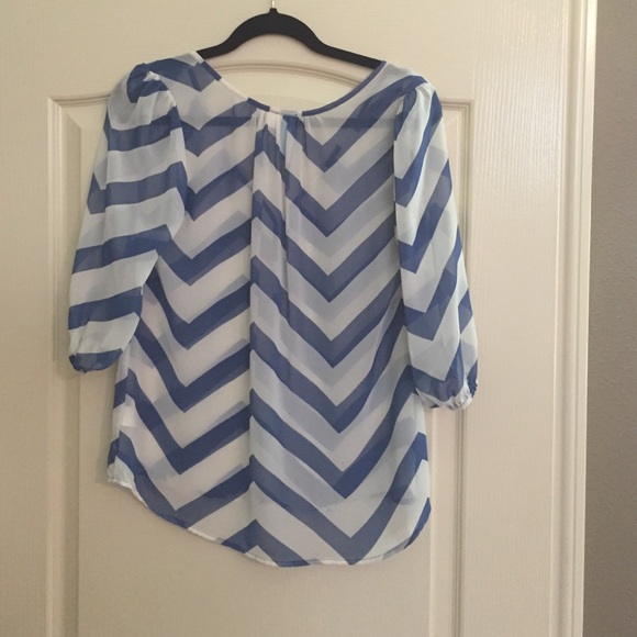Chevron blouse - Picture 2 of 3