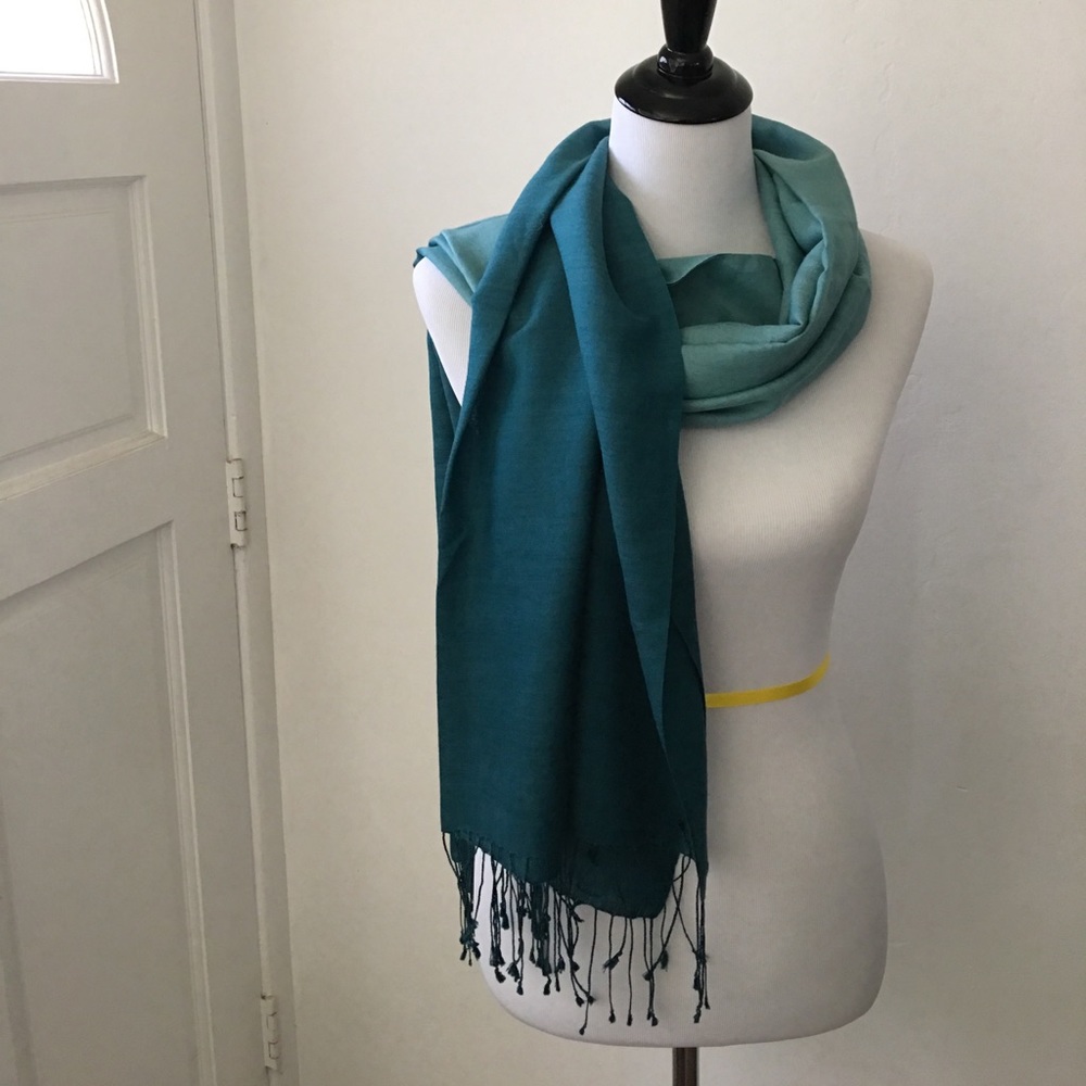 2 tone ombré scarf