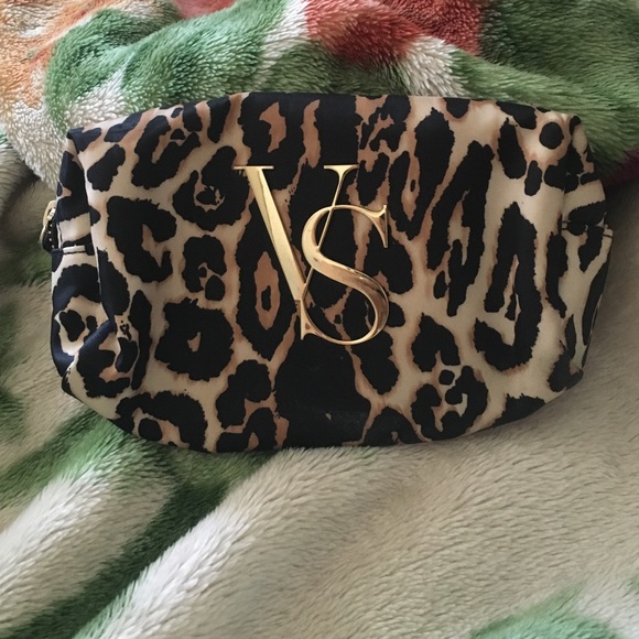 vs makeup bag