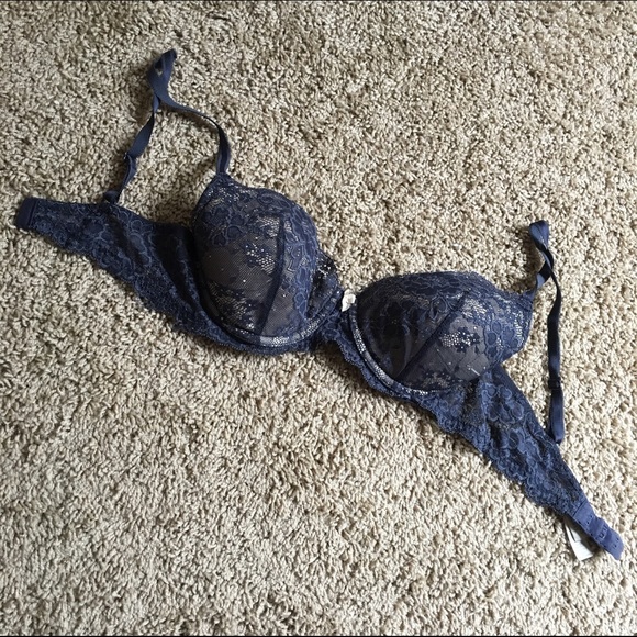 Victoria's Secret Dream Angels Demi Bra 32 D