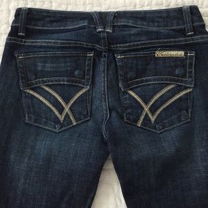 DONATING LAST CHANCE! 😃William Rast jeans size 25