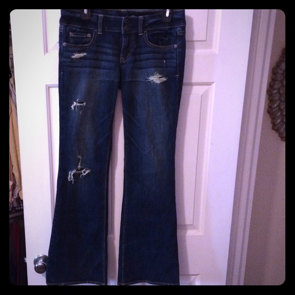 American Eagle Artist jeans. Size 6.