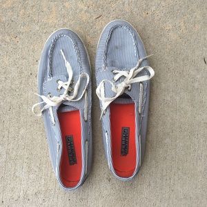 ----MAKE AN OFFER----Sperry's