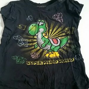 Super Mario Bros Yoshi shirt