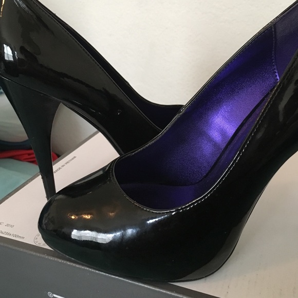 Black heels
