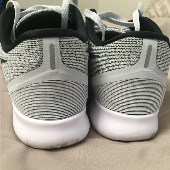 SOLD⭕️Women's Nike Free RN - Picture 3 of 4