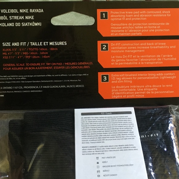SOLD! NWT Nike volleyball knee pads - Picture 3 of 4