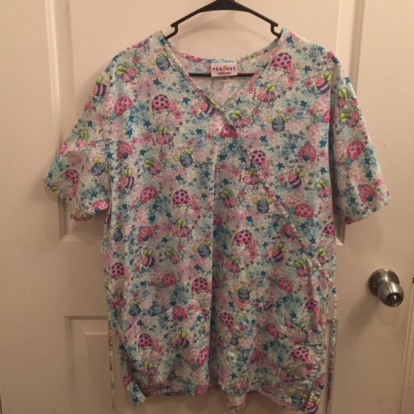 Scrub top