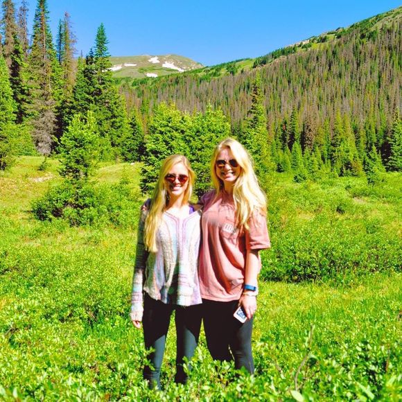 Meet your Posher, Devyn