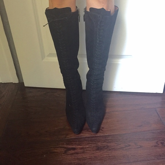 Alaia Paris mid high boot - Picture 2 of 2