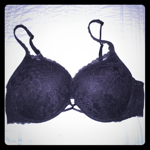Black lace Bombshell bra EUC!