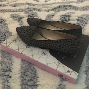 Pointed Toe Smoking Slippers