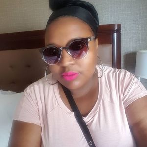 Meet your Posher, Bella