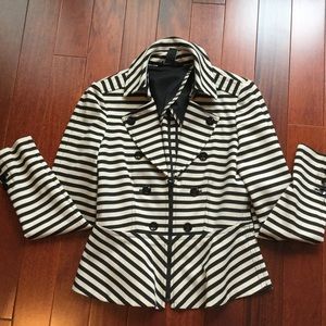 White House Black Market Zip Blazer Size 4