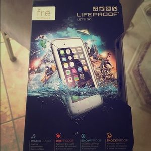 White Lifeproof fre case for iPhone 6 NIB