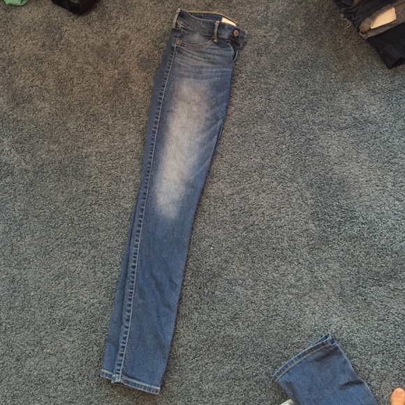 hollister jeans