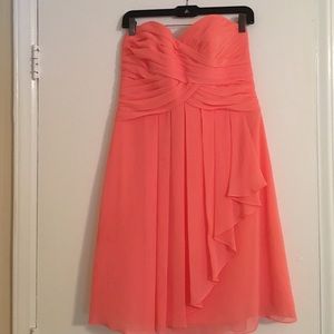 ‼️Price Drop‼️David's Bridal Coral bridemaid dress