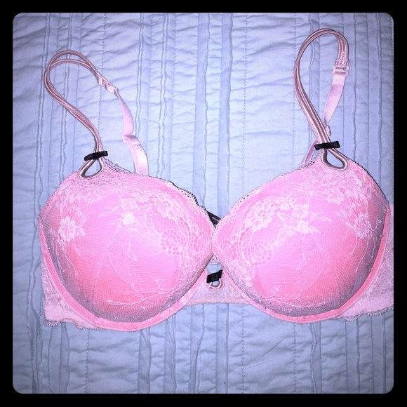 Perfect condition! Coral push-up bra!! Beautiful!