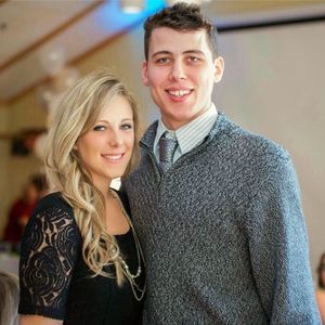 Meet your Posher, Courtney