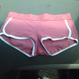 VS PINK LOGO BOYSHORTS