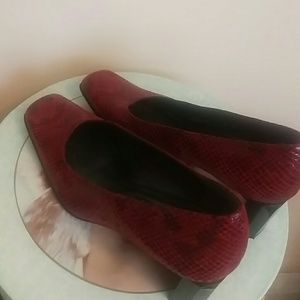 Stuart Weizmann immetation Snake Skin Heels