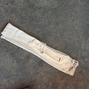 American eagle ripped jeans