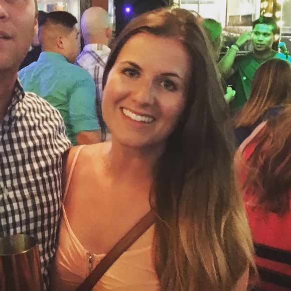 Meet your Posher, Amanda