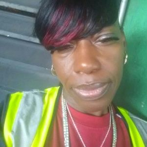 Meet your Posher, Deloise