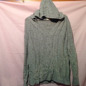North Crest hooded sweater. Size 2X (20w/22w).
