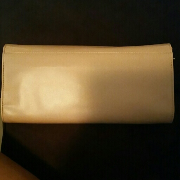 Handbag - Picture 3 of 4