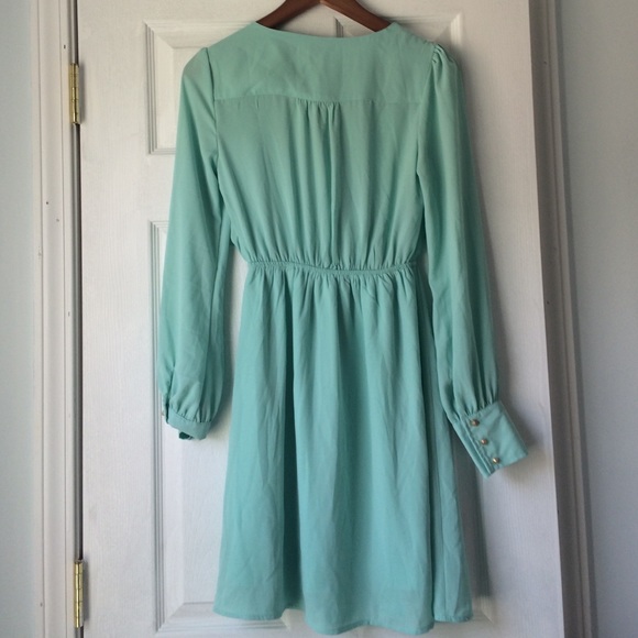 New! Mint boutique dress - Picture 3 of 3