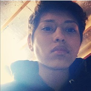 Meet your Posher, Kenia