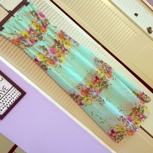 Maxi floral dress