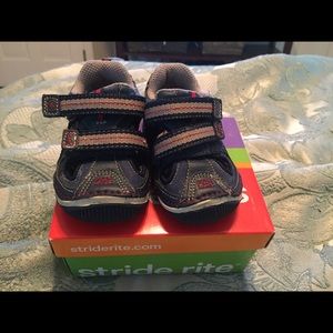 Stride Rite 5M