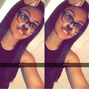 Meet your Posher, Valeria