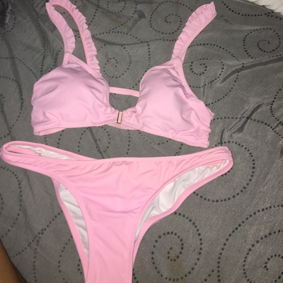 Super cute pink bathing suit set